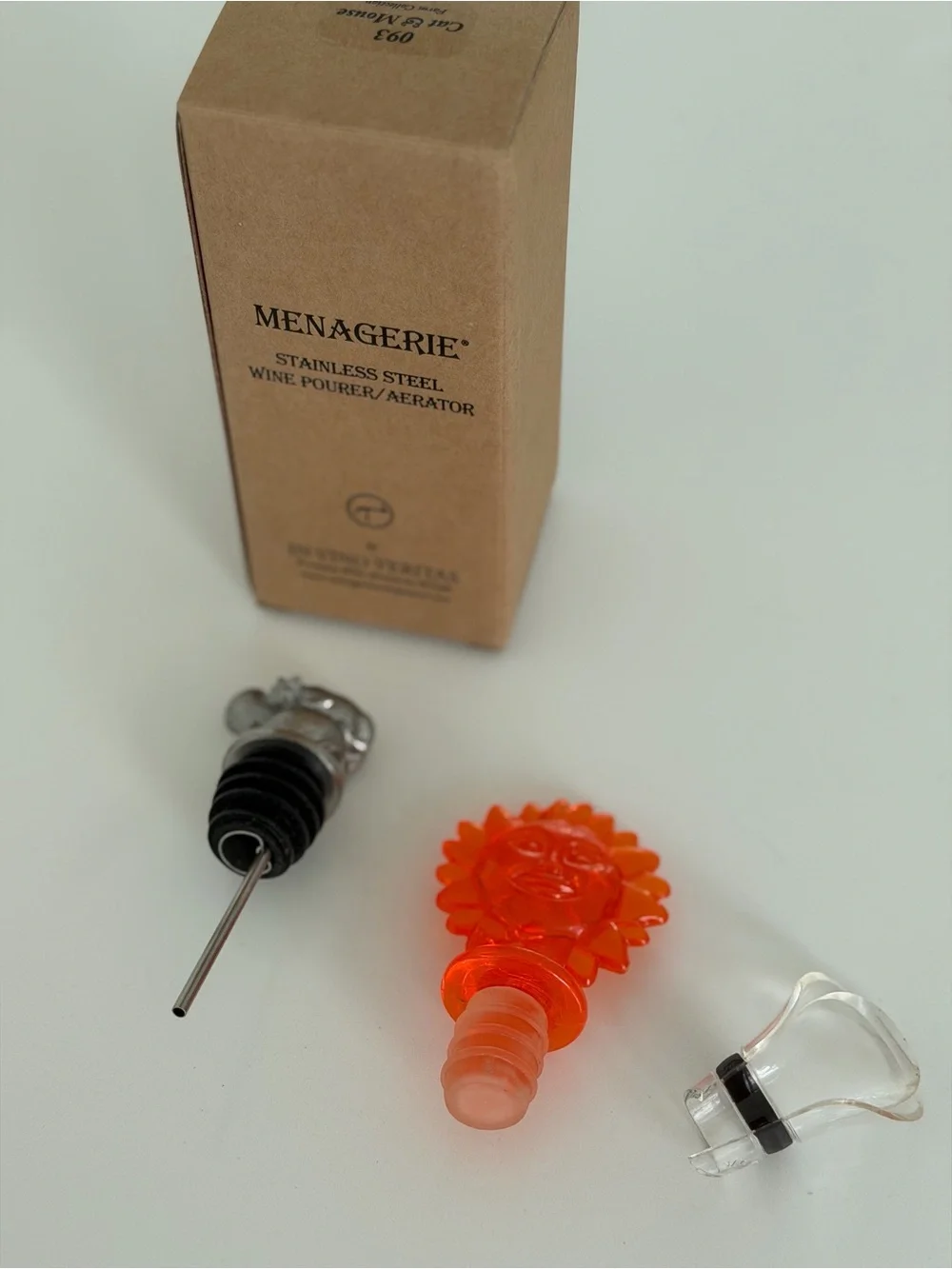 New Wine Stopper & Wine poor pourer